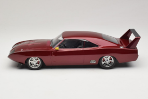 Dodge Charger Daytona Fast & Furious Dom's Car GreenLight 1:18 19003 Kov – obrázok 3 z 6