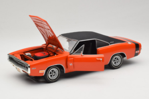 Dodge Charger R/T Oranžový & Čierny American Muscle 1:18 39314 Kov – obrázok 2 z 8