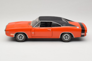 Dodge Charger R/T Oranžový & Čierny American Muscle 1:18 39314 Kov – obrázok 4 z 8