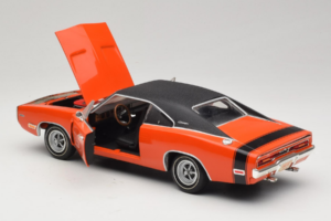 Dodge Charger R/T Oranžový & Čierny American Muscle 1:18 39314 Kov – obrázok 5 z 8