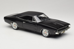 Dodge Charger R/T Steve McQueen Bullitt Movie Greenlight 1:18 12839 Kov – obrázok 6 z 8