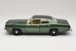 Dodge Monaco Zelený Hunter GreenLight 1:18 19045 Kov – obrázok 4 z 8