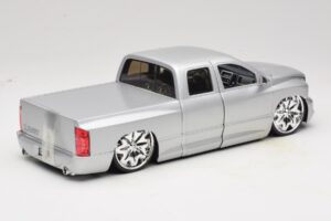 Dodge Ram Tuned Strieborný Jada 1:18 63162-SM Kov – obrázok 3 z 8