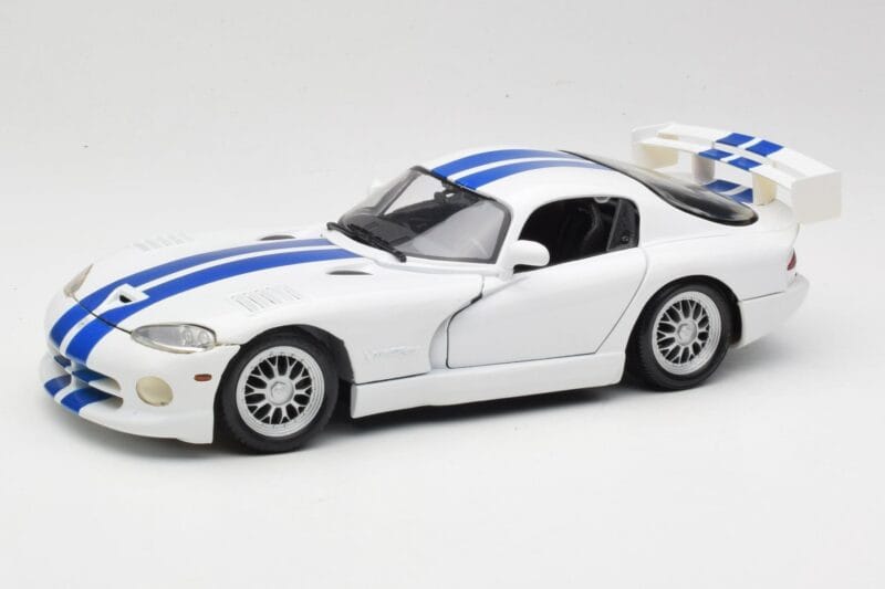 Dodge Viper GTS-R GT2 Biely 1997 Maisto 1:18 50316 Kov