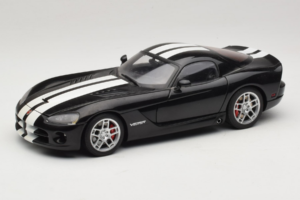 Dodge Viper SRT-10 Coupe Čierny AUTOart 1:18 71712 Kov