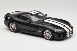 Dodge Viper SRT-10 Coupe Čierny AUTOart 1:18 71712 Kov – obrázok 6 z 8