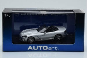 Dodge Viper SRT-10 Strieborný AUTOart 1:43 51703 Kov – obrázok 4 z 4