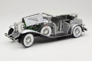 Duesenberg SJ Strieborný GreenLight 1:18 13525 Kov – obrázok 2 z 8