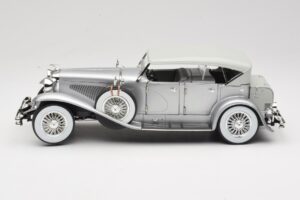 Duesenberg SJ Strieborný GreenLight 1:18 13525 Kov – obrázok 4 z 8