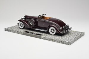 Duesenberg SJN Convertible Coupe Bordový Minichamps 1:18 107150331 Kov – obrázok 4 z 6