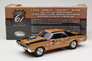 Oldsmobile 442 Hurst Hairy Olds Twin-Engine 4WD 1966 Highway 61 1:18 50089 Kov – obrázok 8 z 8