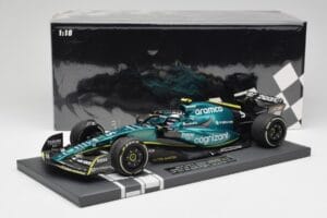 Aston Martin AMR22 Aramco #5 S. Vettel Abu Dhabi GP 2022 Last Race Collector's Edition Minichamps 1:18 117222205 Živica – obrázok 7 z 7