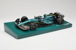 Aston Martin AMR22 #5 S. Vettel Last Race Abu Dhabi GP 2022 Minichamps 1:18 147222205 Živica – obrázok 2 z 7