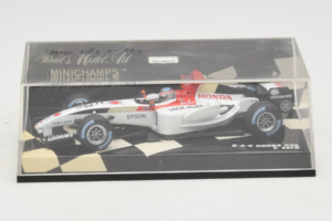 BAR 006 Honda #10 T. Sato BAR Honda F1 Team 2004 Minichamps 1:43 400040010 Kov – obrázok 4 z 5