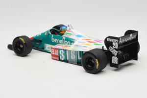 Benetton B186 #20 G. Berger F1 1986 Minichamps 1:18 80439418130 Kov – obrázok 5 z 6
