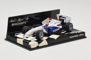 BMW Sauber F1.09 #4 R. Kubica Showcar 2009 Minichamps 1:43 400090075 Kov – obrázok 2 z 5
