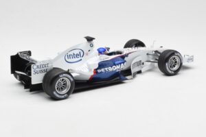 BMW Sauber F1.06 #17 J. Villeneuve F1 2006 Minichamps 1:18 100060017 Kov – obrázok 2 z 6