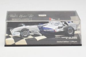 BMW Sauber F1.06 #16 N. Heidfeld F1 2006 Minichamps 1:43 400060086 Kov – obrázok 4 z 5