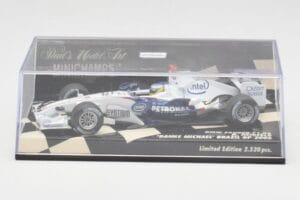 BMW Sauber F1.06 #16 N. Heidfeld Brazilian GP 2006 Minichamps 1:43 400060316 Kov – obrázok 5 z 5