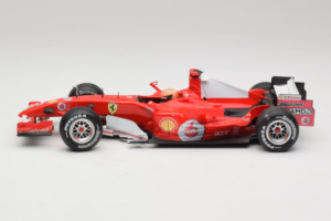 Ferrari 248 F1 #5 M. Schumacher German GP Hockenheimring 2006 Hot Wheels 1:18 J2887 Kov – obrázok 3 z 6