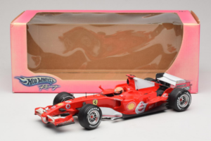 Ferrari 248 F1 #5 M. Schumacher German GP Hockenheimring 2006 Hot Wheels 1:18 J2887 Kov – obrázok 6 z 6