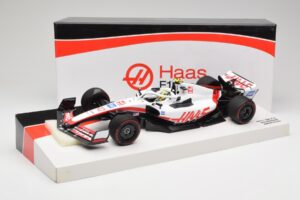 Haas VF-22 #47 M. Schumacher Bahrain GP 2022 Minichamps 1:18 147220147 Kov – obrázok 7 z 7
