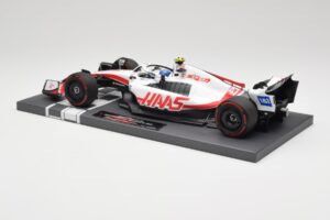 Haas VF-22 #47 M. Schumacher Brazilian GP 2022 Minichamps 1:18 117222147 Živica – obrázok 5 z 7