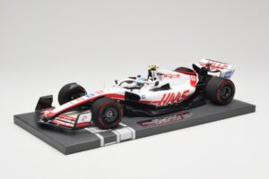 Haas VF-22 #47 M. Schumacher British GP 2022 Minichamps 1:18 117221047 Živica – obrázok 2 z 7