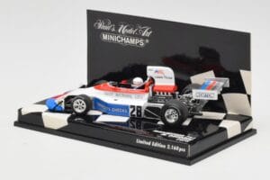 March Ford 751 #28 M. Donohue Race Car 1975 Minichamps 1:43 430750028 Kov – obrázok 3 z 5