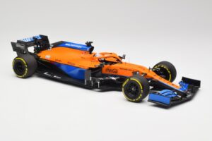 McLaren MCL35M #3 D. Ricciardo Bahrain GP 2021 Minichamps 1:18 530211803 Kov – obrázok 4 z 7