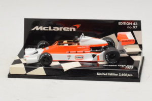 McLaren M26 Ford J. Hunt F1 1977 Minichamps 1:43 530774301 Kov