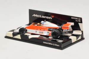 McLaren M26 Ford J. Mass F1 1977 Minichamps 1:43 530774302 Kov – obrázok 3 z 5