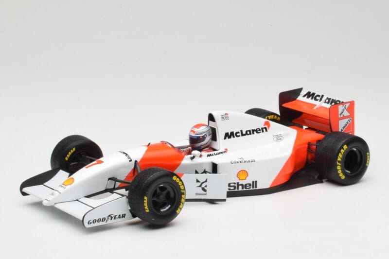 McLaren Ford MP4/8 #7 M. Andretti European GP 1993 Minichamps 1:18 530931827 Živica