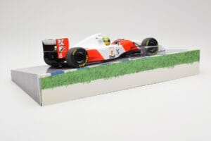McLaren Ford MP4/8 #8 A. Senna Winner Australian GP 1993 Minichamps 1:18 543933838 Kov – obrázok 3 z 7