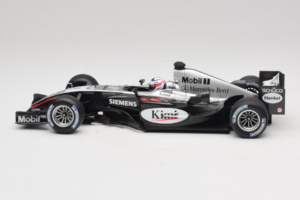 McLaren MP4/19 Mercedes K. Raikkonen F1 2004 Minichamps 1:18 530041806 Kov – obrázok 3 z 7