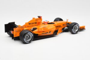 McLaren MP4-20 Mercedes G. Paffett Interim Test Car 2006 Minichamps 1:18 530061895 Kov – obrázok 2 z 6