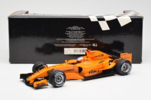 McLaren MP4-20 Mercedes G. Paffett Interim Test Car 2006 Minichamps 1:18 530061895 Kov – obrázok 6 z 6