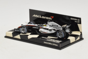 McLaren MP4-20 Mercedes P. de la Rosa F1 2005 Minichamps 1:43 530054315 Kov – obrázok 3 z 5