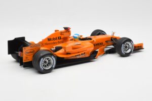 McLaren Mercedes MP4-20 P. de la Rosa F1 Test Car 2006 Minichamps 1:18 PEDRO001 Kov – obrázok 2 z 6