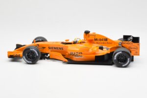 McLaren MP4-21 Mercedes #4 J.P. Montoya Interim Livery 2006 Minichamps 1:18 530061874 Kov – obrázok 3 z 6