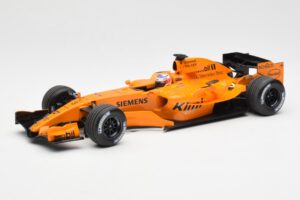 McLaren MP4-21 Mercedes #3 K. Raikkonen Interim Livery 2006 Minichamps 1:18 530061873 Kov