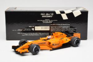 McLaren MP4-21 Mercedes #3 K. Raikkonen Interim Livery 2006 Minichamps 1:18 530061873 Kov – obrázok 6 z 6