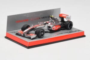 McLaren Mercedes MP4-24 #2 H. Kovalainen Race Car 2009 Minichamps 1:43 503094302 Kov – obrázok 2 z 5