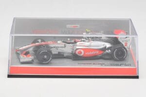 McLaren Mercedes MP4-24 #2 H. Kovalainen Race Car 2009 Minichamps 1:43 503094302 Kov – obrázok 5 z 5