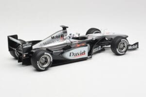 McLaren MP4-15 #2 D. Coulthard F1 2000 Hot Wheels 1:18 26740 Kov – obrázok 2 z 6
