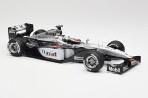McLaren MP4-15 #2 D. Coulthard F1 2000 Hot Wheels 1:18 26740 Kov – obrázok 4 z 6