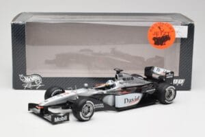 McLaren MP4-15 #2 D. Coulthard F1 2000 Hot Wheels 1:18 26740 Kov – obrázok 6 z 6