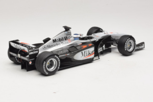 McLaren MP4-15 #1 M. Hakkinen F1 2000 Minichamps 1:18 B66962117 Kov – obrázok 2 z 6