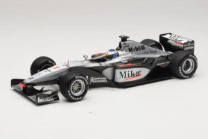 McLaren MP4-15 #1 M. Hakkinen F1 2000 Minichamps 1:18 B66962117 Kov
