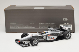 McLaren MP4-15 #1 M. Hakkinen F1 2000 Minichamps 1:18 B66962117 Kov – obrázok 6 z 6